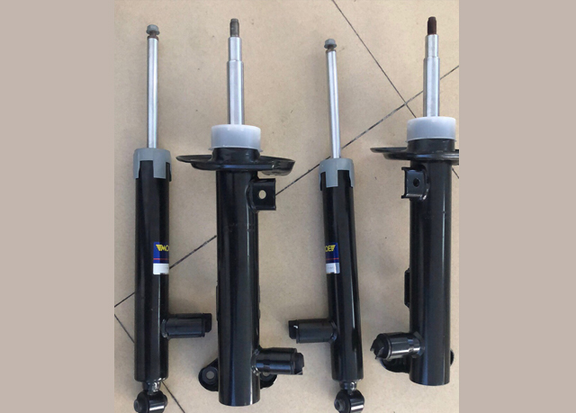 Hydraulic shock absorber
