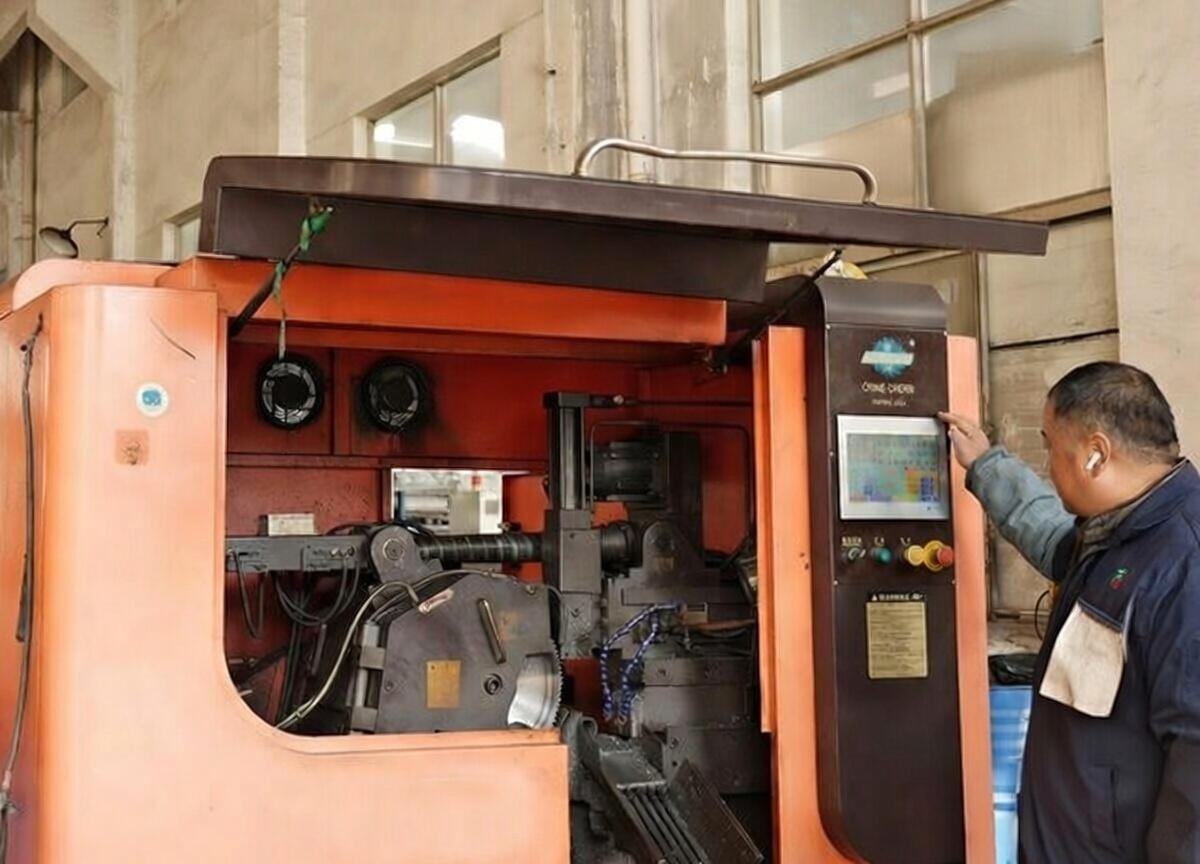 hydraulic cylinder pipe